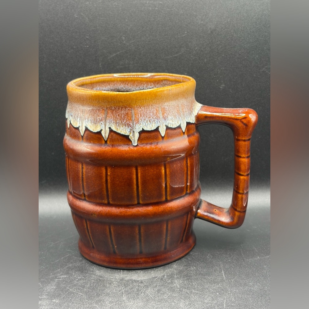 Mid Century Modern MCM Vintage Ceramic Barrel Mug with Drip Glaze, Cup Vessel